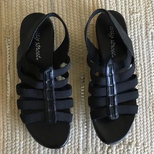 Easy Street Black Sandals